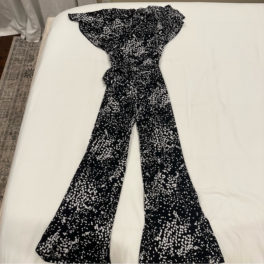 EUC The Limited Black/White Jumpsuit Womens SP